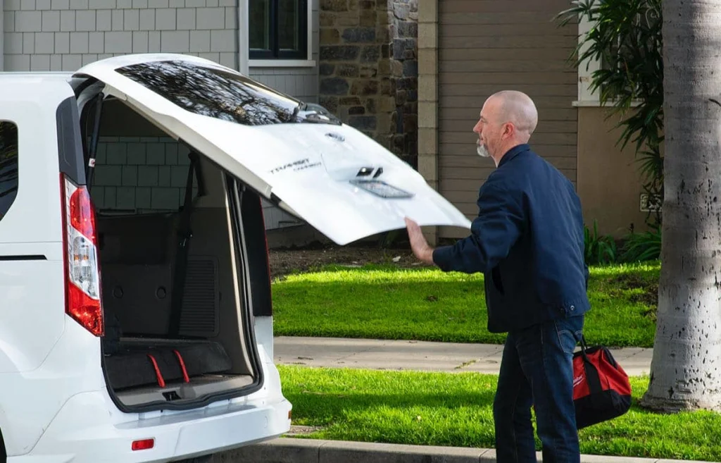 - Housecall Pro Pro closing wok car trunk door